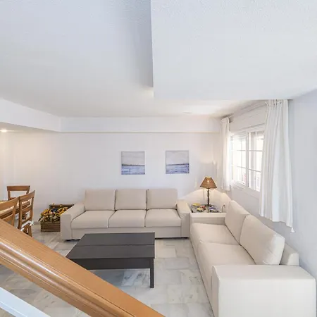 Wintowinrentals Very Close To The Beach, Pool & Free Parking