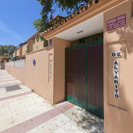 Wintowinrentals Very Close To The Beach, Pool & Free Parking Holiday home Marbella