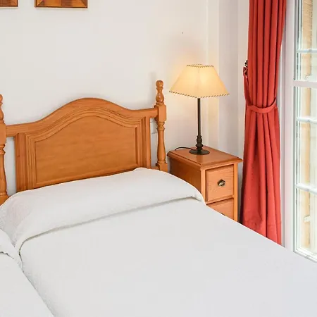 Holiday home Wintowinrentals Very Close To The Beach, Pool & Free Parking Marbella