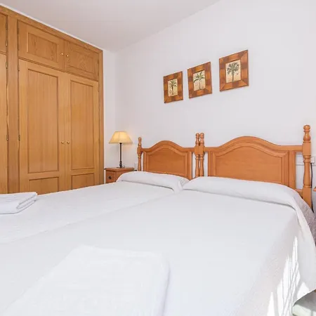 Wintowinrentals Very Close To The Beach, Pool & Free Parking Holiday home *
