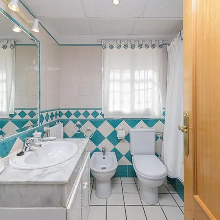 Wintowinrentals Very Close To The Beach, Pool & Free Parking Holiday home *