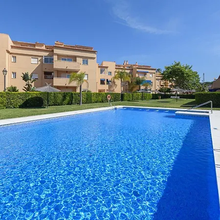 Wintowinrentals Very Close To The Beach, Pool & Free Parking * Marbella