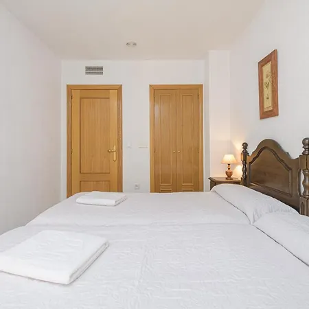 Wintowinrentals Very Close To The Beach, Pool & Free Parking * Marbella